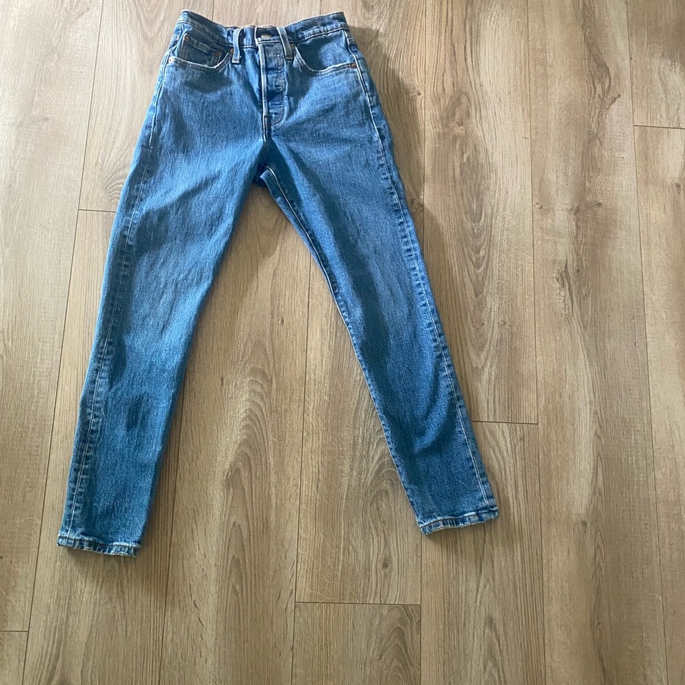 Levi’s 501 STF Button Fly 28 x 26